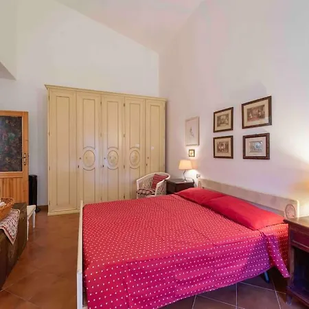 Holiday home Casa Montjuic Mare & Passione